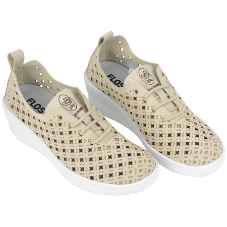 Zapatillas de Vestir con Cuña para Mujer en Tela Calada Color Beige - Flossy 8300