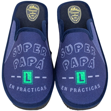 Zapatillas Casa Ligera  Super Papá en Prácticas  Nellakis 296
