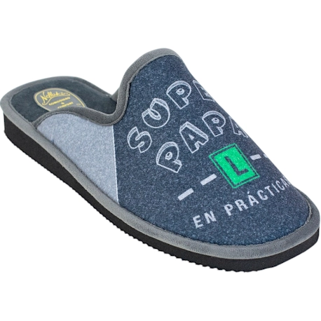 Zapatillas Casa Ligera  Super Papá en Prácticas  Nellakis 296