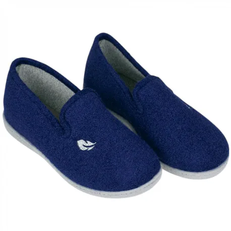 Zapatilla de Casa Cerrada Rizo Azul Marino Plana Plumaflex 12344